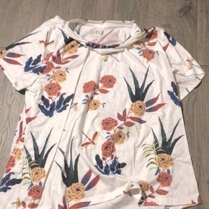 Floral Top • Women’s L